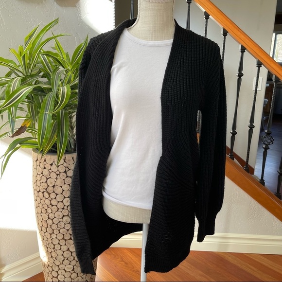 Love by Design Black Cardigan Size: M - Picture 7 of 7